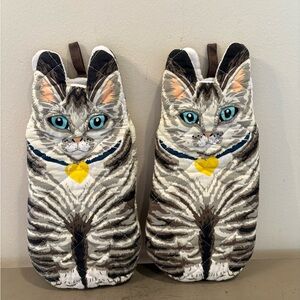 Two Cat Shaped Kitchen Oven Mitts